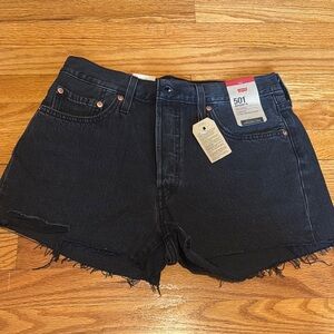 NWT Levi’s Women's Black Denim Shorts